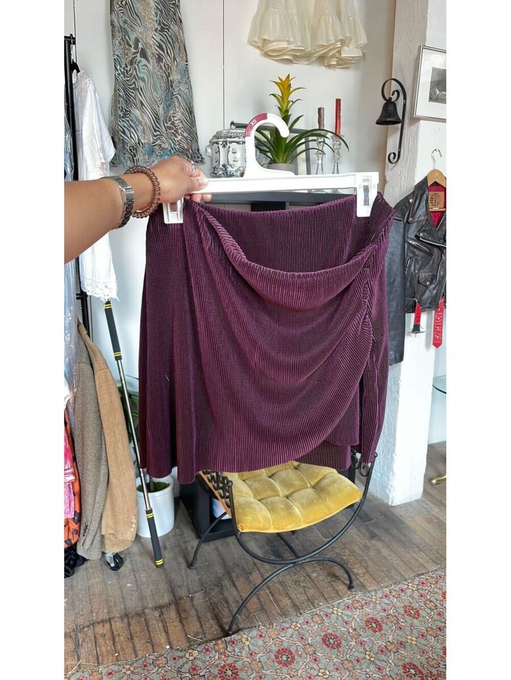 altar’d state pleated plum mini skirt size s